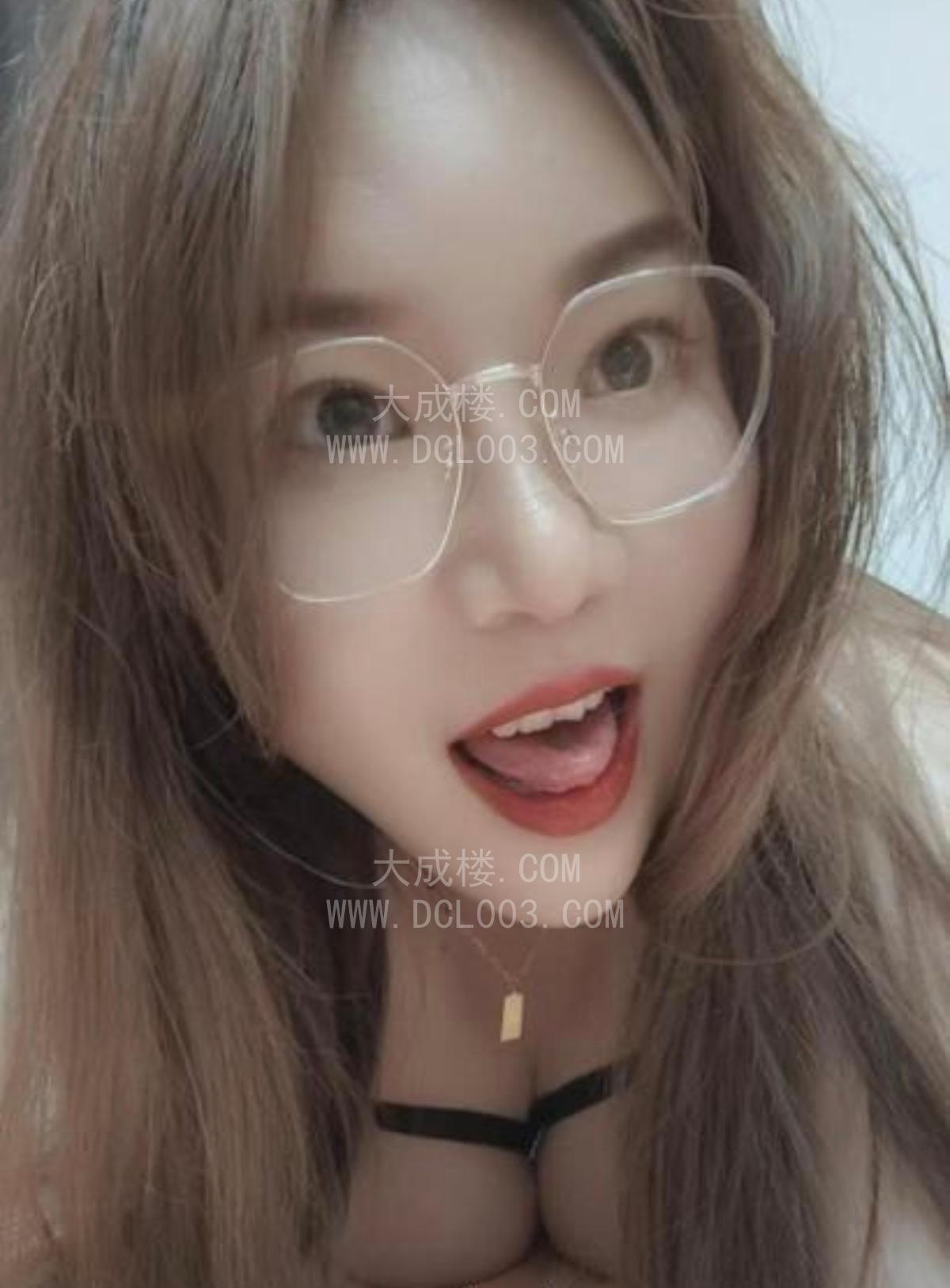 南京眼镜大波女
