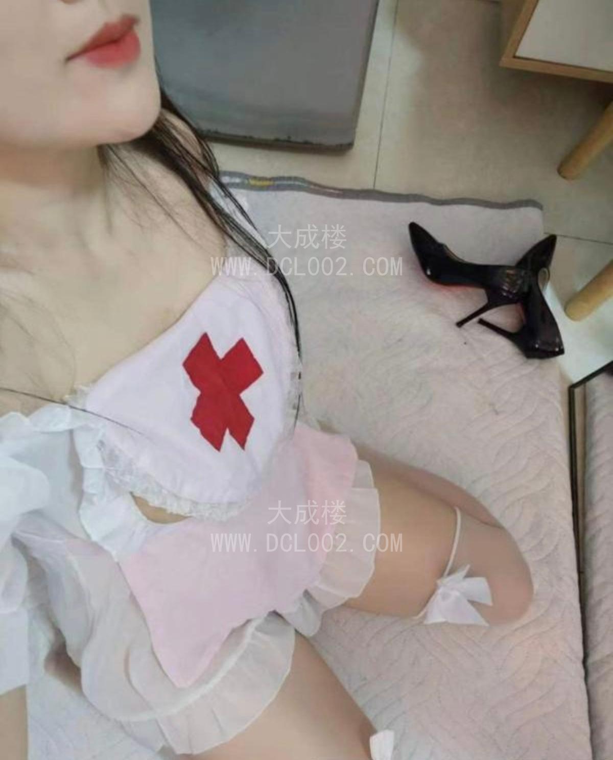 渝北制服大奶骚妹