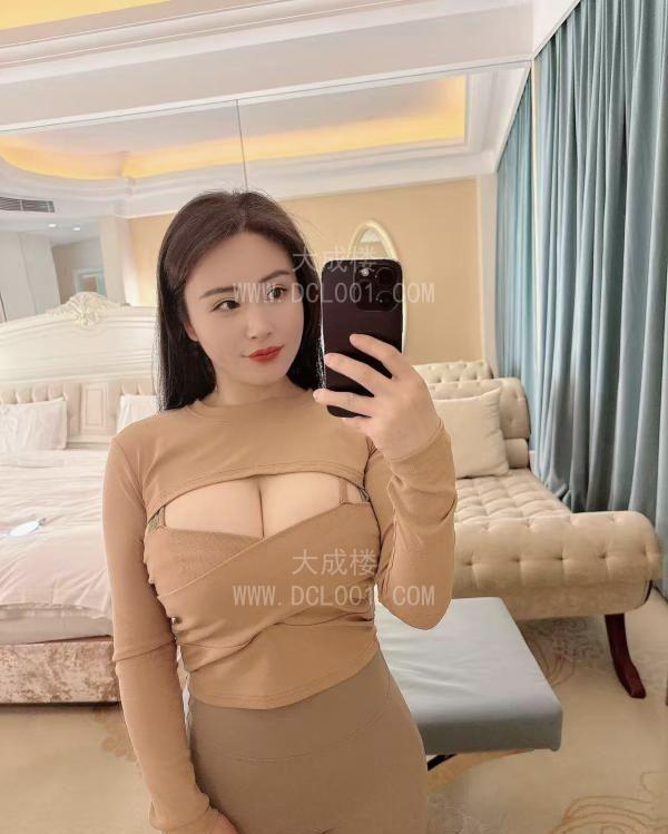 苏州大胸骚妹