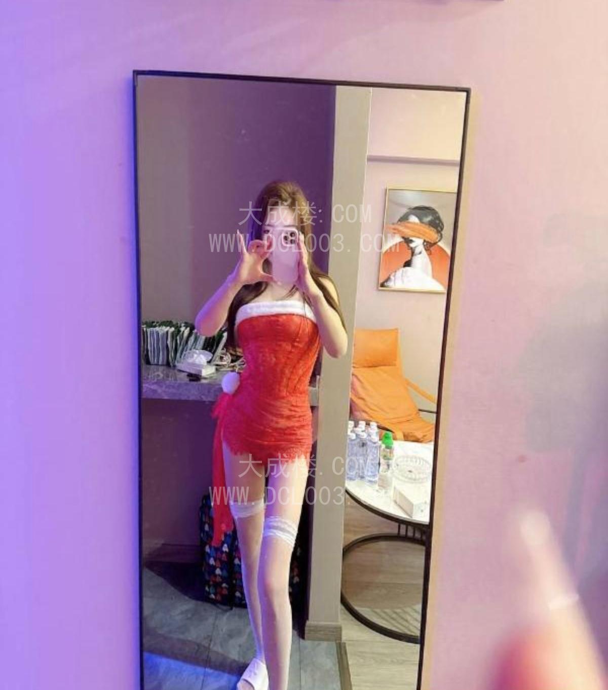 成都南门榨汁姬猫老师