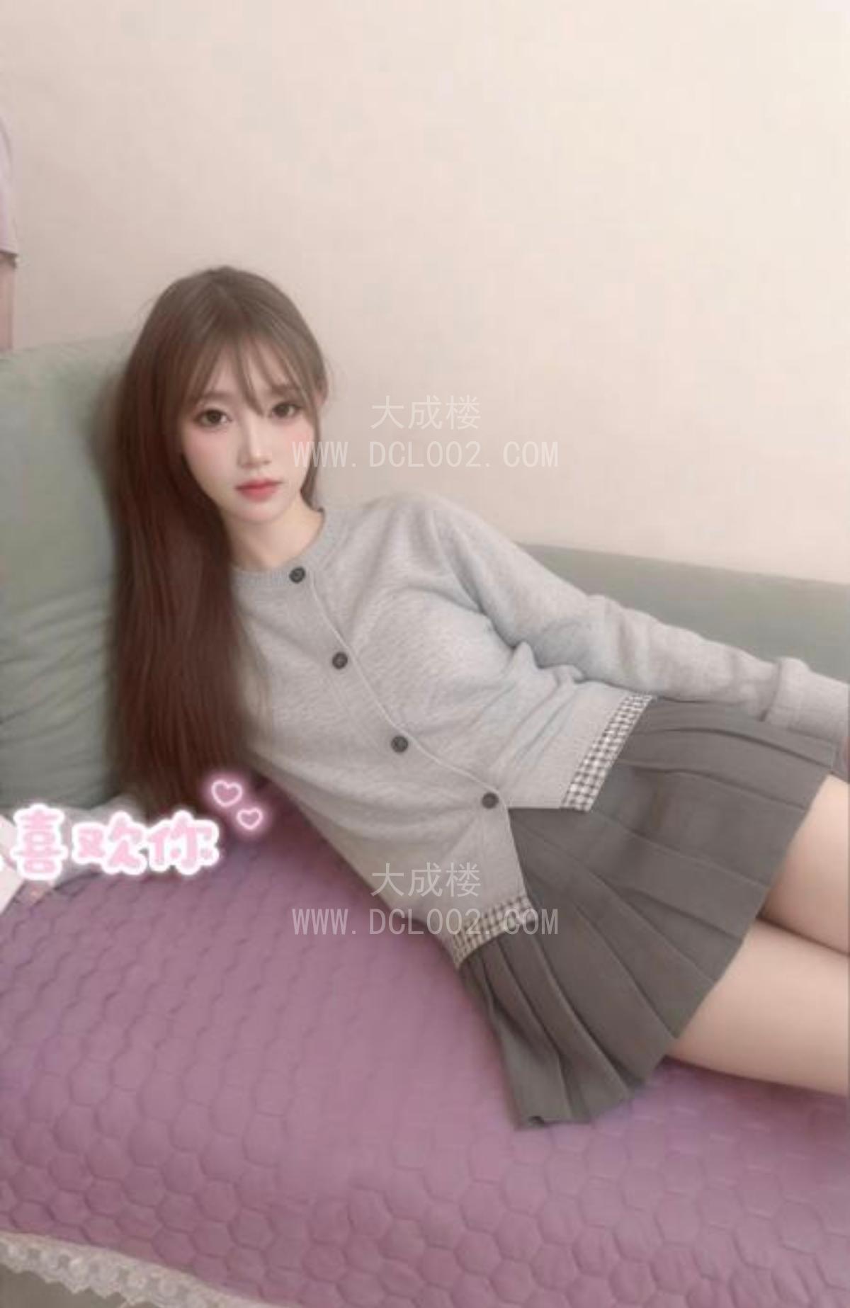 海珠性感风骚大波美媚