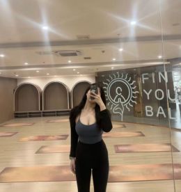白云火辣够骚爱吃肉棍巨乳