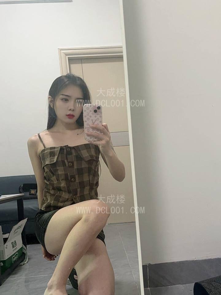 惠城嫩妹冰冰