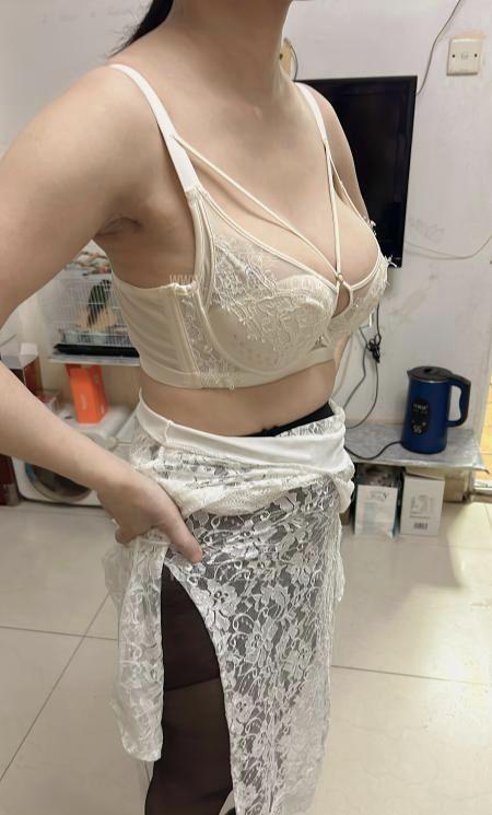 罗湖巨乳怡儿