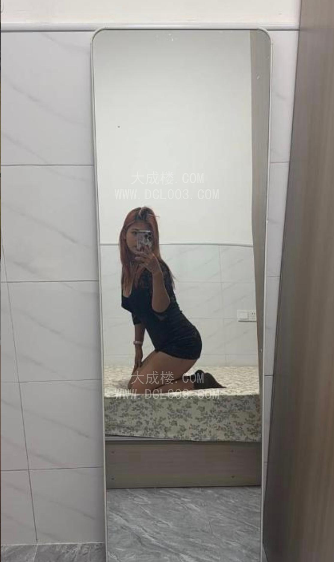 白云三通巨乳少妇